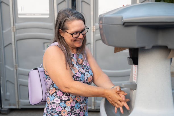 Best Portable bathroom rental  in Black Diamond, FL